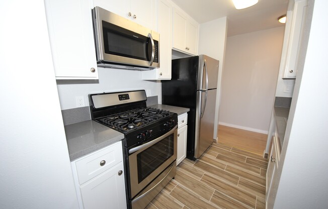 Studio, 1 bath, $2,450, Unit 203