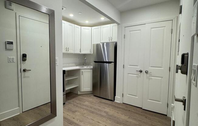 Studio, 1 bath, $3,650, Unit 6A