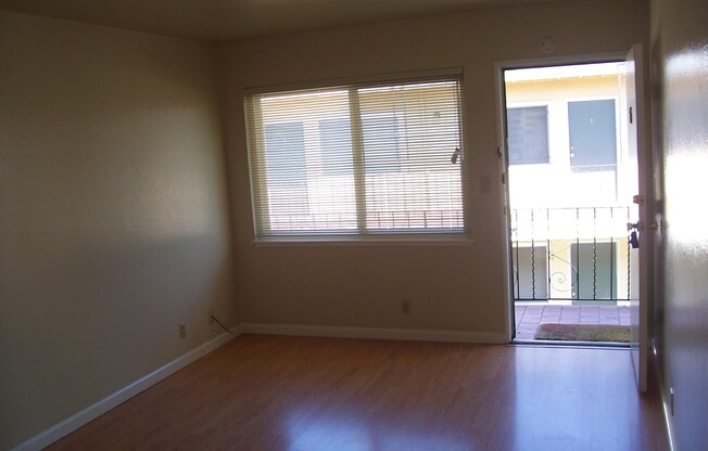 1 bed, 1 bath, $1,850, Unit 15