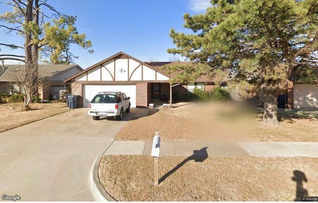 3bed 2bath Located in West Moore School District!