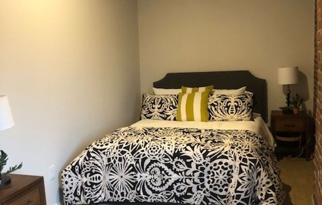 1 bed, 1 bath, 682 sqft, $1,350, Unit 205