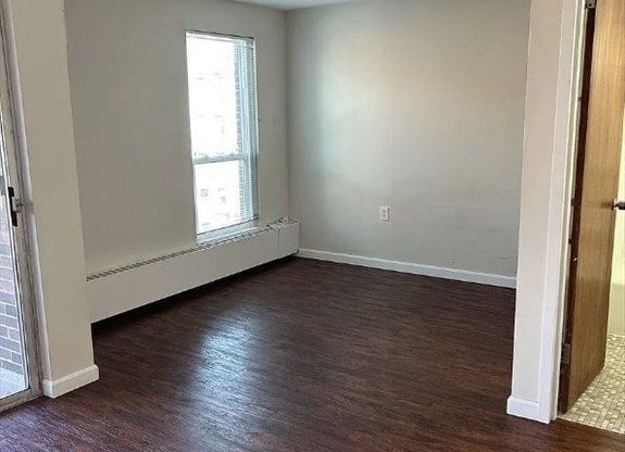 1 bed, 1.5 baths, 700 sqft, $3,050, Unit 503