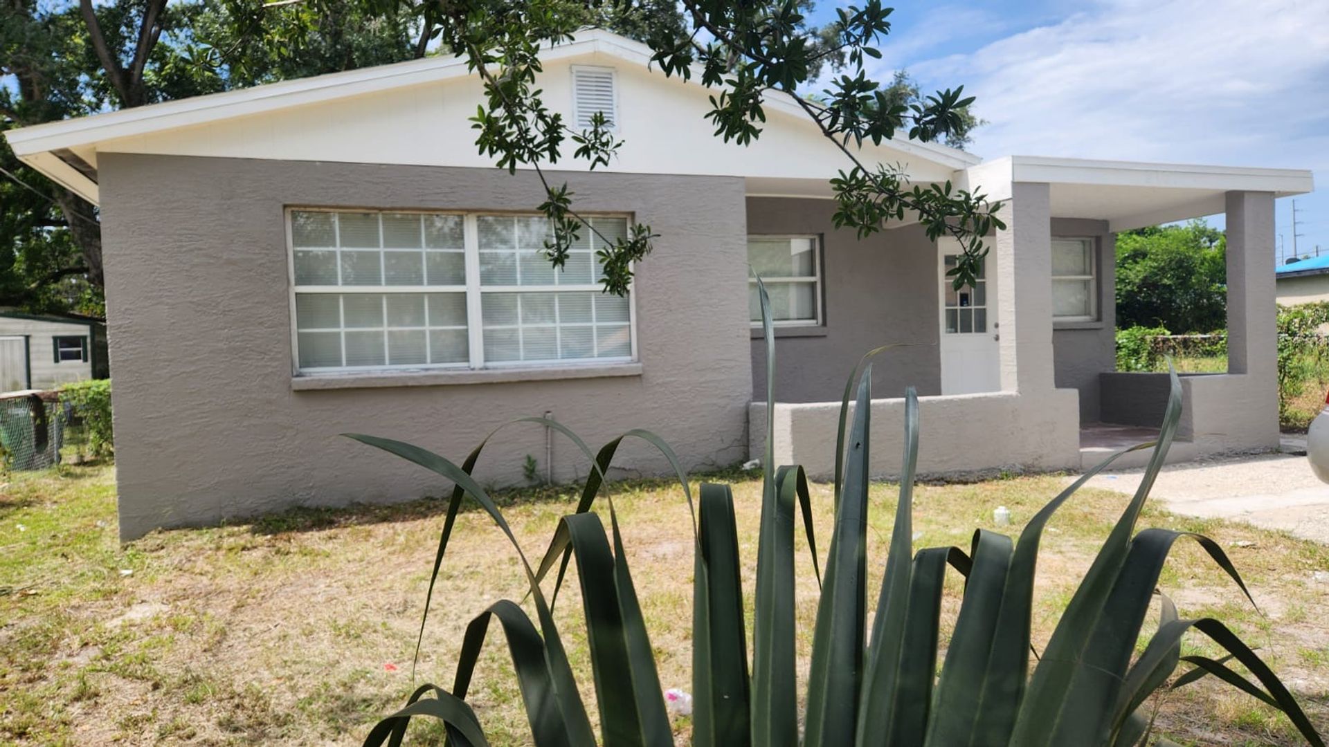 Renovated 4/2 Home Tampa Available Now