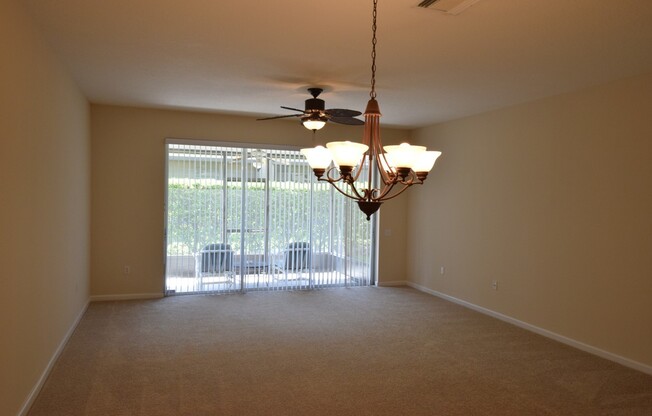 Beautiful 3 Bed 2.5 Bath Gated Townhouse for Rent in Winter Park, FL!