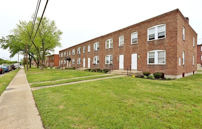 1 bed, 1 bath, 525 sqft, $925, Unit 2129DUN-1