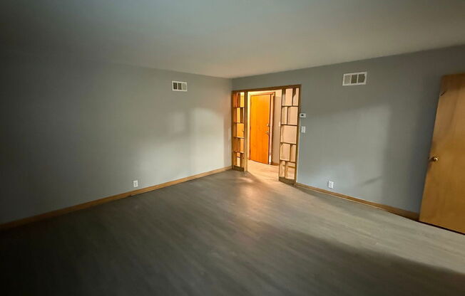 3055 N 60 ST