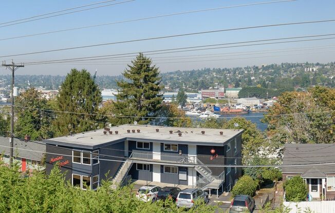 2 Weeks Free! Beautiful 1 bed 1  bath apartment in the heart of Seattle- Schedule a tour now!