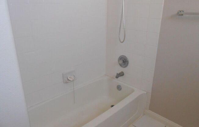 3 beds, 2.5 baths, $2,175