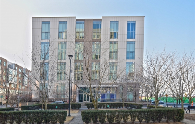 1 bed, 1.5 baths, 930 sqft, $3,950, Unit 311