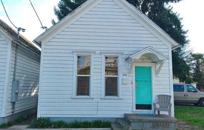 932 N MASON ST