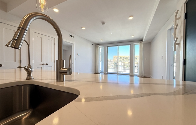 2 beds, 2 baths, 873 sqft, $3,800, Unit 407
