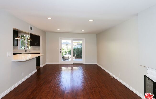 12024 ALBERTA DR