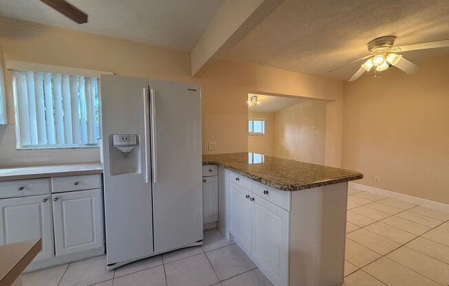 2 beds, 2 baths, $3,200