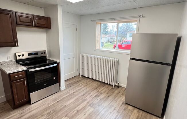 2 beds, 1 bath, $995, Unit 1124 N 21st St - 1A