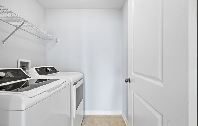 1 bed, 1 bath, 1,100 sqft, $2,495, Unit 400 E Bay Street #1810 (TP)