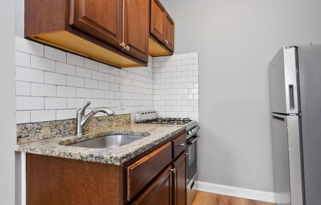 1 bed, 1 bath, 400 sqft, $1,400, Unit 4344 - 100