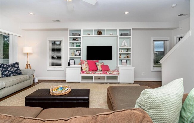 121 84 ST