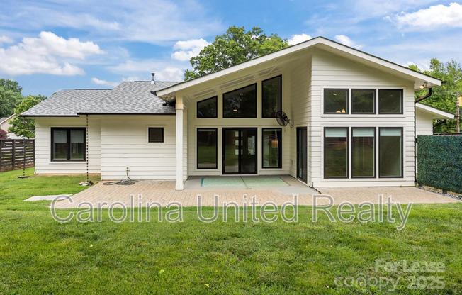 1207 LAKEDELL DR