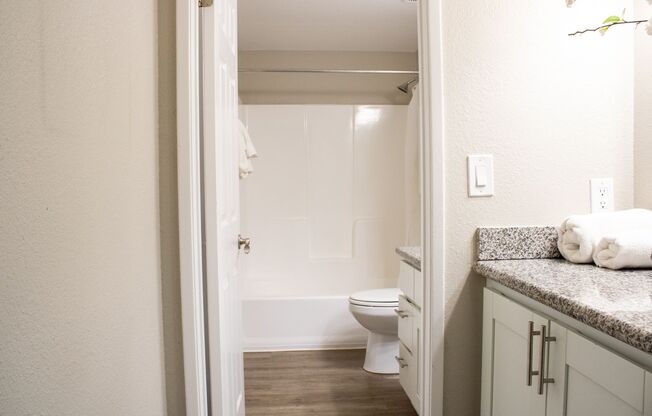 Plant Your Roots with Us! Renovated 1-Bedroom Available Now!