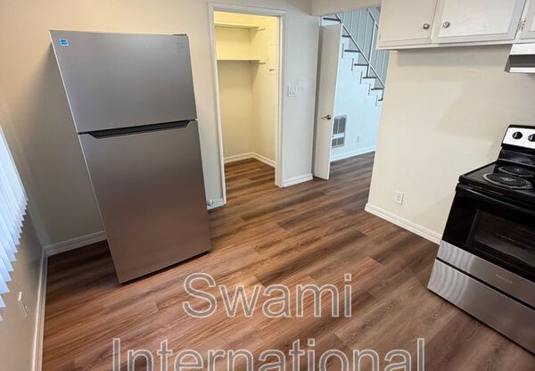 1707 W 144 ST