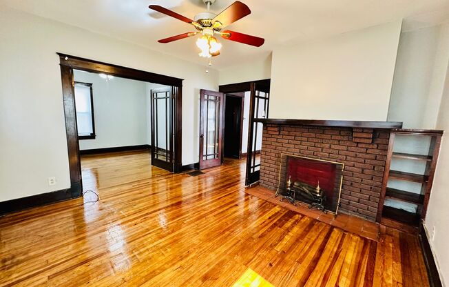 Adorable 2 bedroom home with two living areas- Section 8 accepted