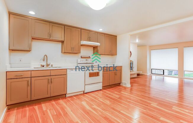 Stunning cul-de-sac residence near Odle Middle School and Bellevue Aquatic Center!