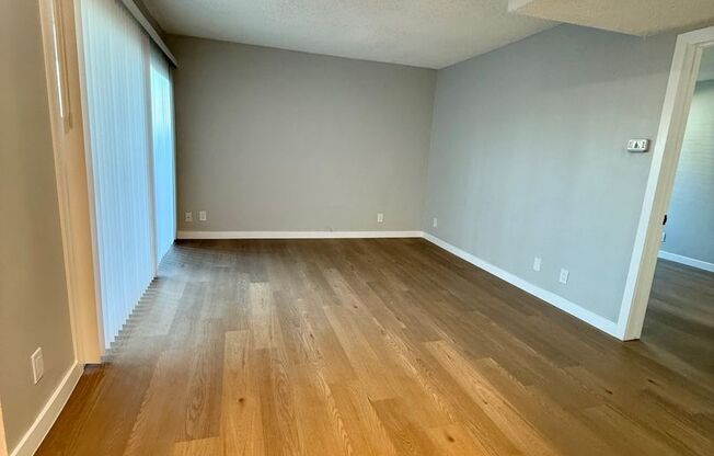 Park Apartments-Beautiful recently renovated