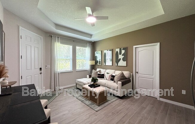 2168 GREENWOOD OAK DR