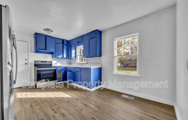 2304 EUFAULA AVE