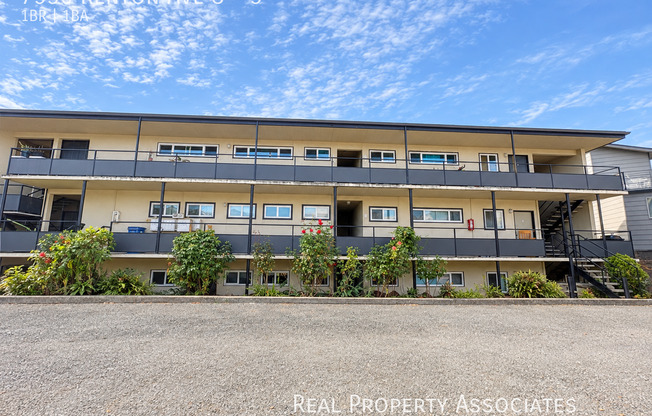 7536 RENTON AVE S