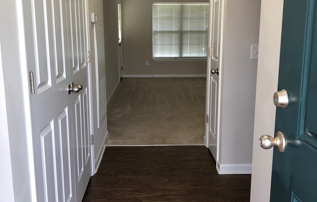 2 beds, 2 baths, 1,131 sqft, $1,425, Unit 2796-7