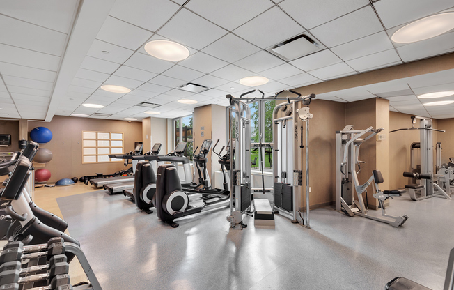 1 bed, 1 bath, 737 sqft, $4,200, Unit 5A