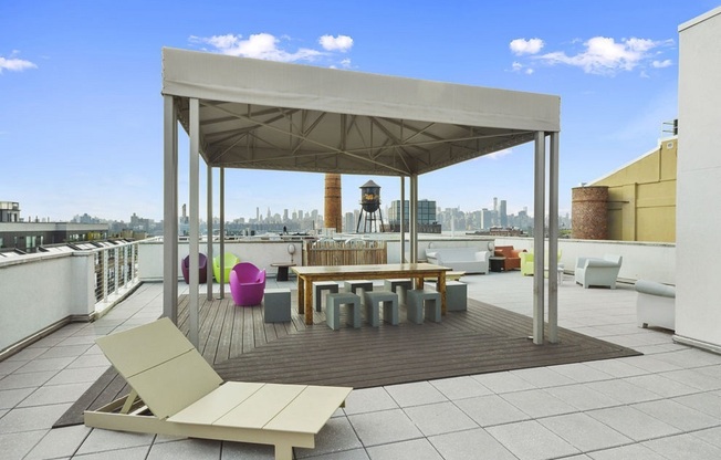 125 N 10 ST
