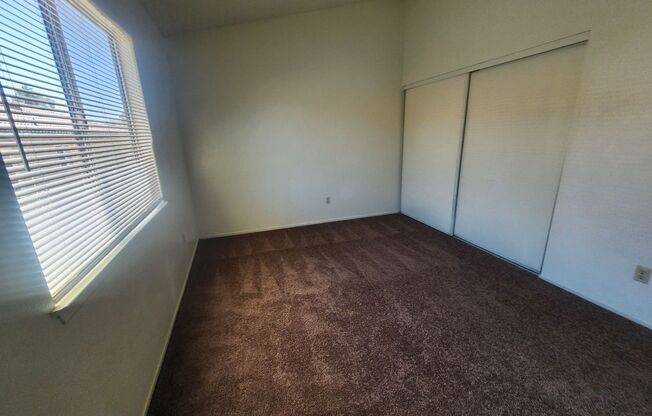 2 beds, 1 bath, 1,000 sqft, $1,000, Unit Unit A