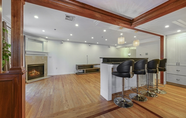 114 P ST