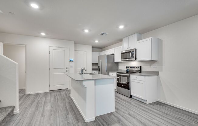 Charming 3-Bedroom Townhome with Smart Home Technology in Skye Hills, NW Las Vegas