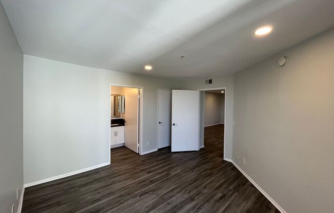 2 beds, 2 baths, 850 sqft, $2,948, Unit 313