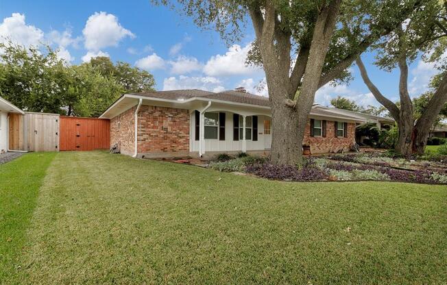 1760 MAPLETON DR
