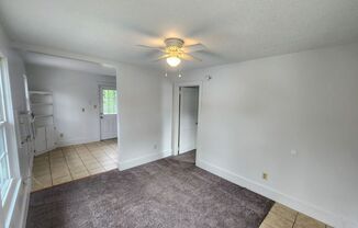 1 bed, 1 bath, $695, Unit A