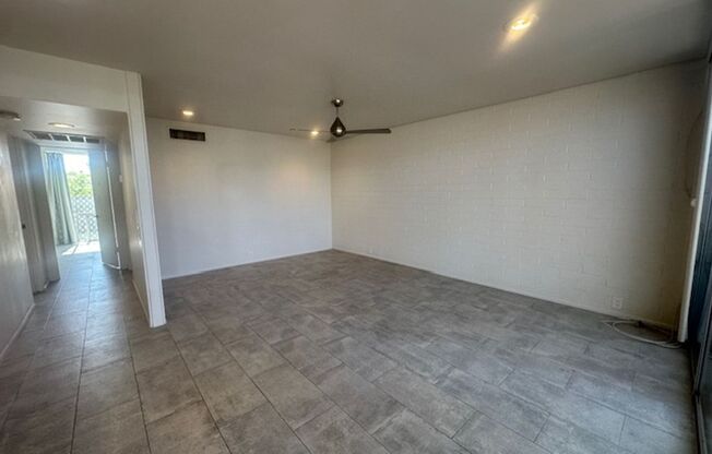 2 beds, 1 bath, $1,995