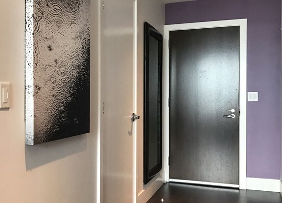Studio, 1 bath, 427 sqft, $3,200, Unit 18D