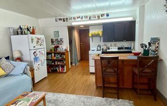 1 bed, 1 bath, 400 sqft, $1,195, Unit 304