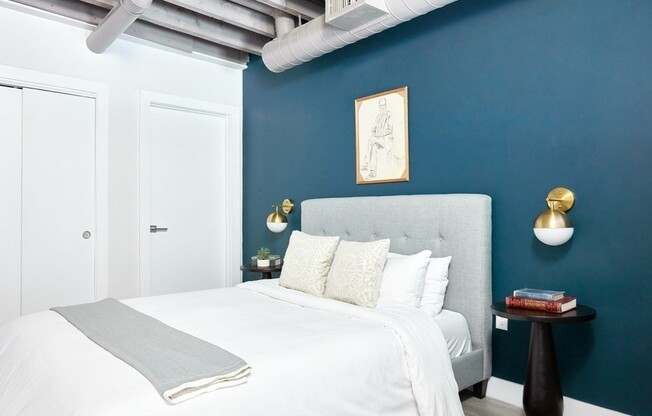 2 beds, 2 baths, $5,300, Unit 406