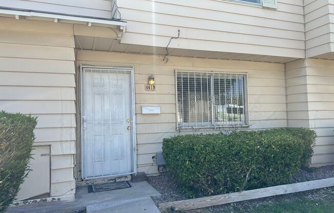 Three bedroom townhome with 2 car garage and courtyard