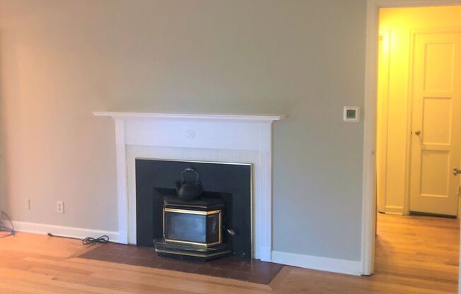 Location, Location!! Charming 4 bedroom 2 bath House in View Ridge, Across the street from Sandpoint Golf and County Club.