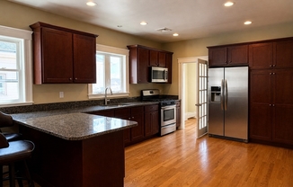 113 HILLSDALE RD