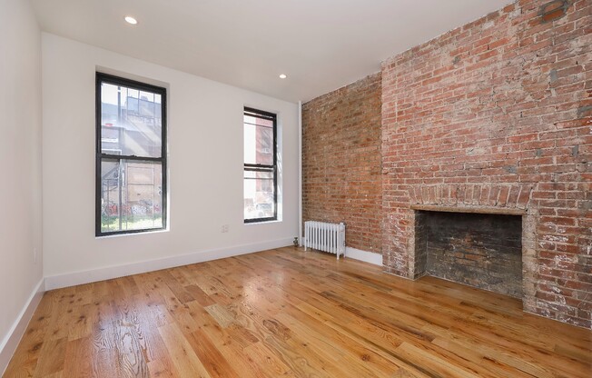 92 RIVINGTON ST