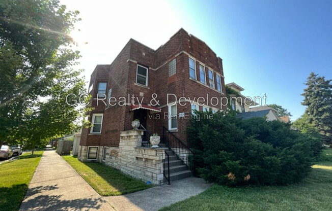 600 LATHROP AVE