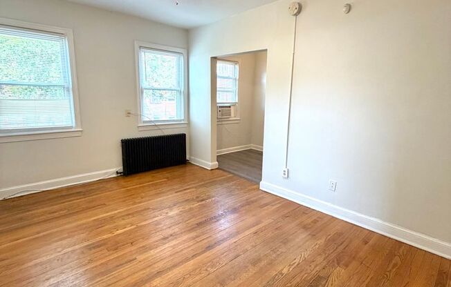 116 44th Street NE