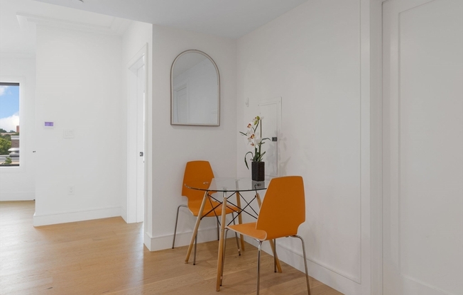 1 bed, 1 bath, 708 sqft, $2,900, Unit 303